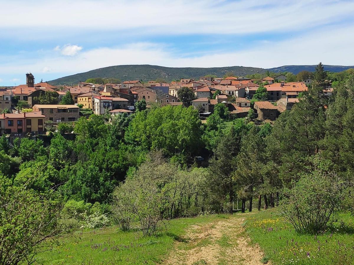 Casa Rural Fuente Del Arca Montejo Montejo de la Sierra Kültér fotó
