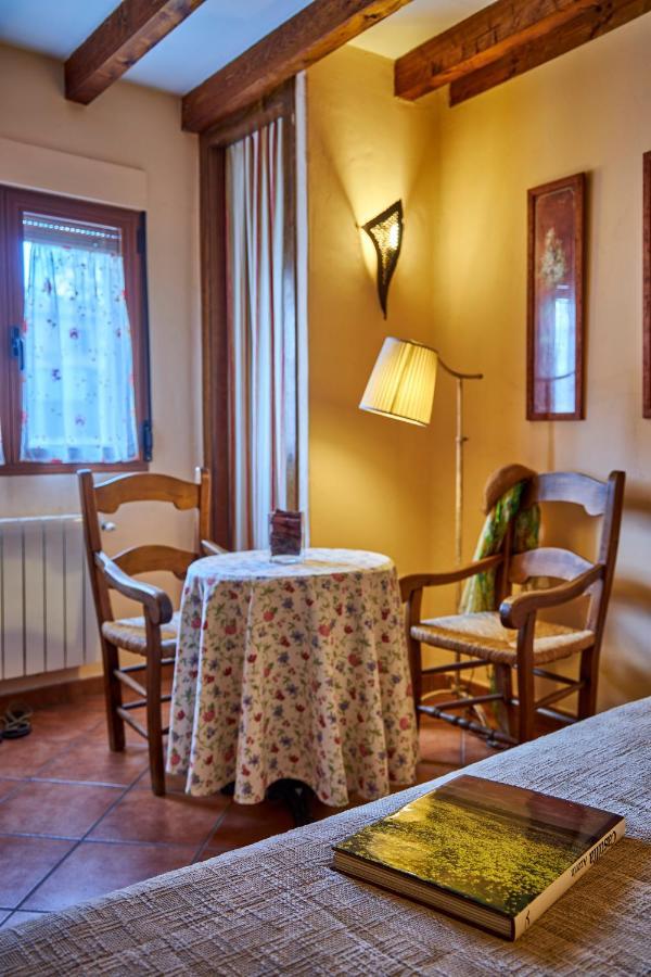 Casa Rural Fuente Del Arca Montejo Montejo de la Sierra Kültér fotó