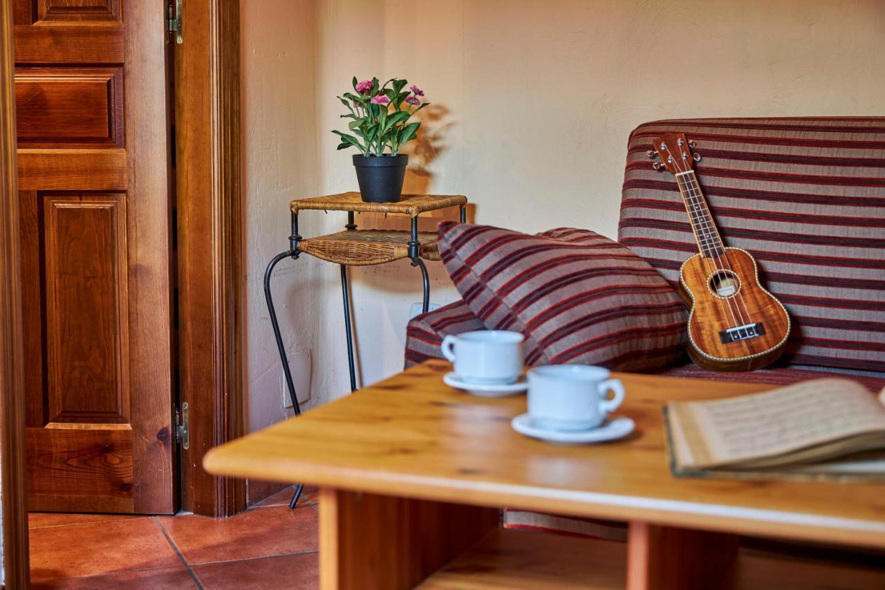 Casa Rural Fuente Del Arca Montejo Montejo de la Sierra Kültér fotó