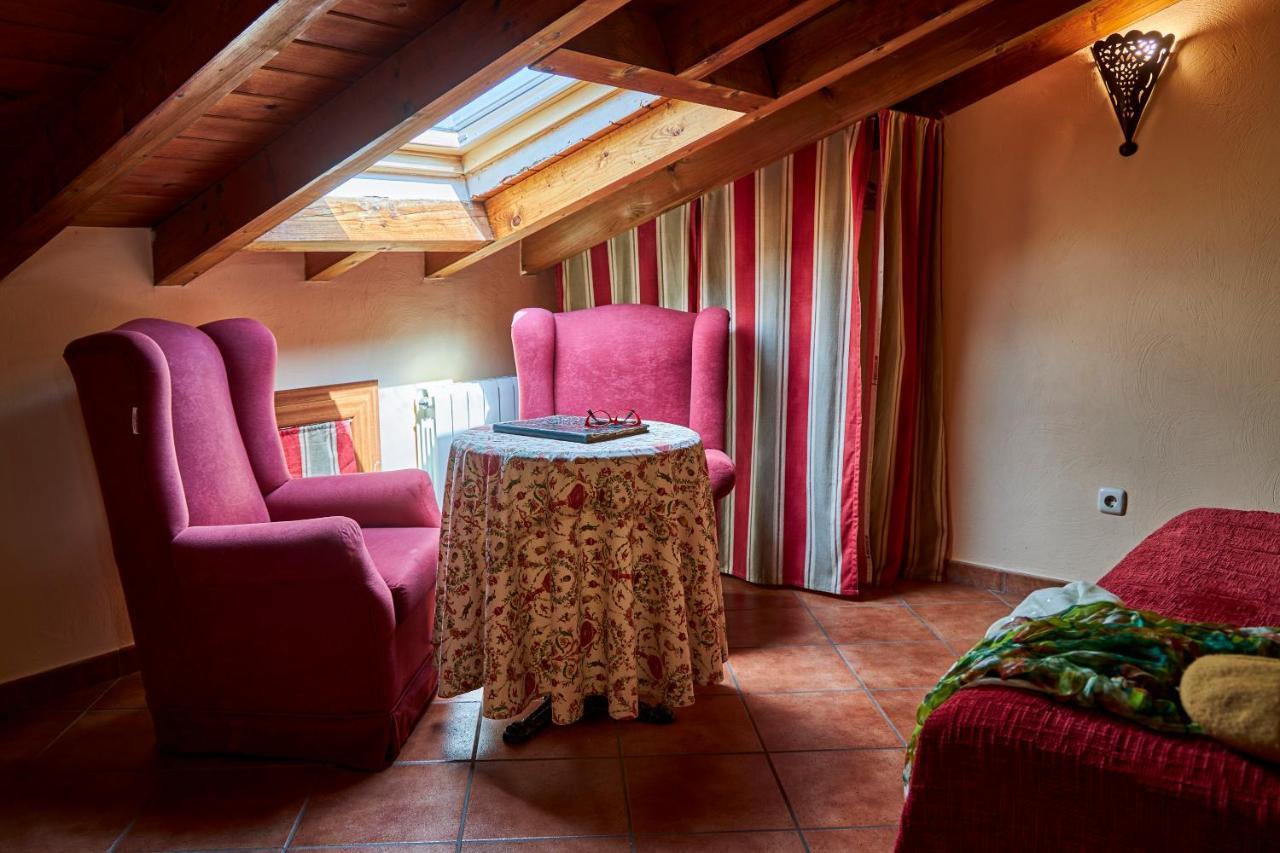 Casa Rural Fuente Del Arca Montejo Montejo de la Sierra Kültér fotó